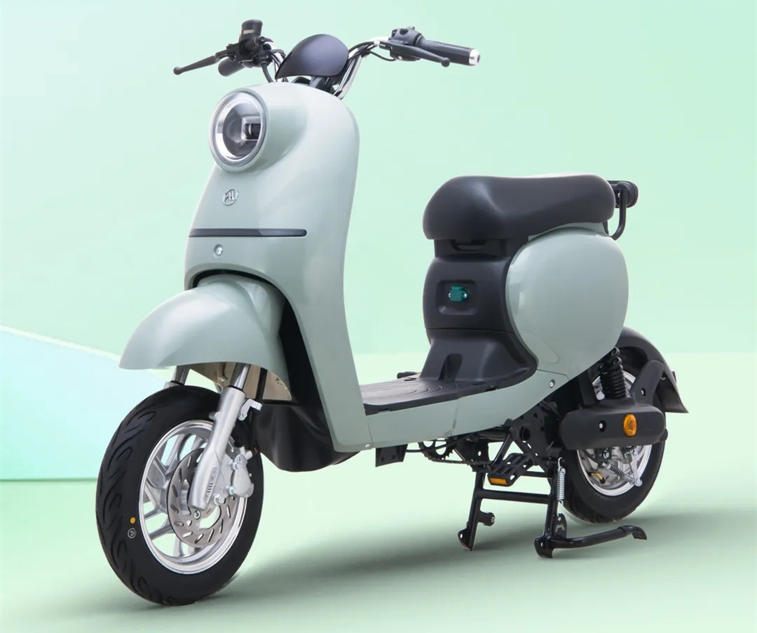 愛瑪,臺鈴?fù)瞥鲂聡鴺?biāo)電動車,一次續(xù)航超過70公里,你更看.